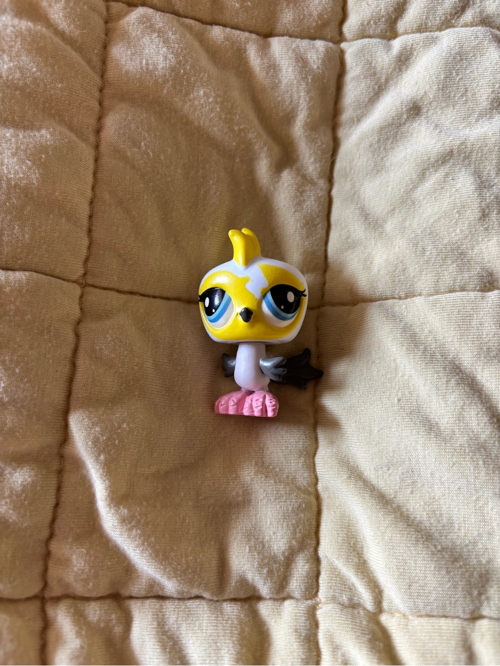 Littlest Pet Shop Yellow and Pink Bird Figure